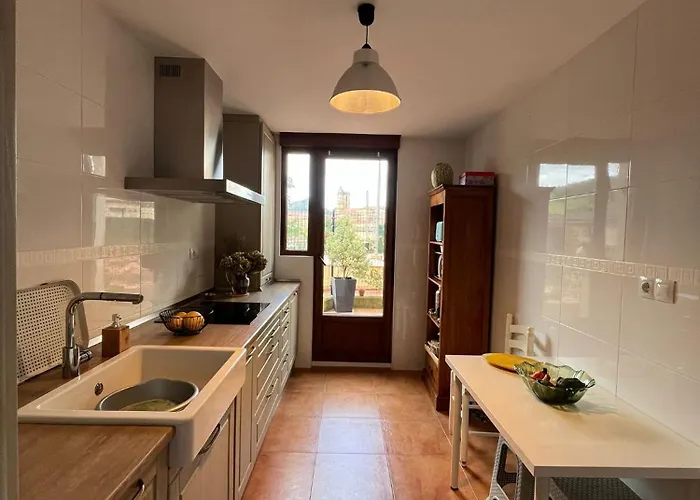 La Casita De Glo * Pando (Cantabria)